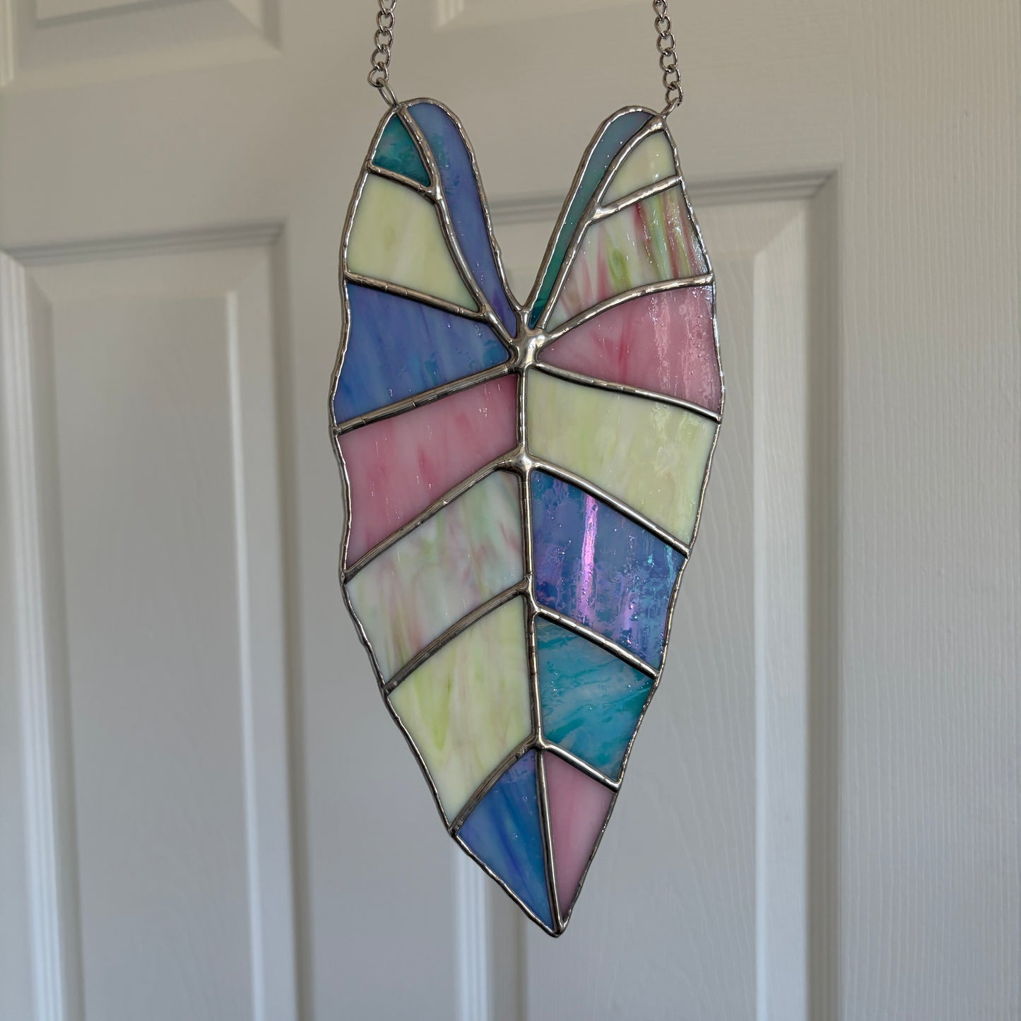 Alocasia Leaf Stained Glass Suncatcher